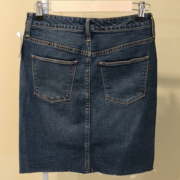 Universal thread Jean skirt size 6 - Picture 2 of 3